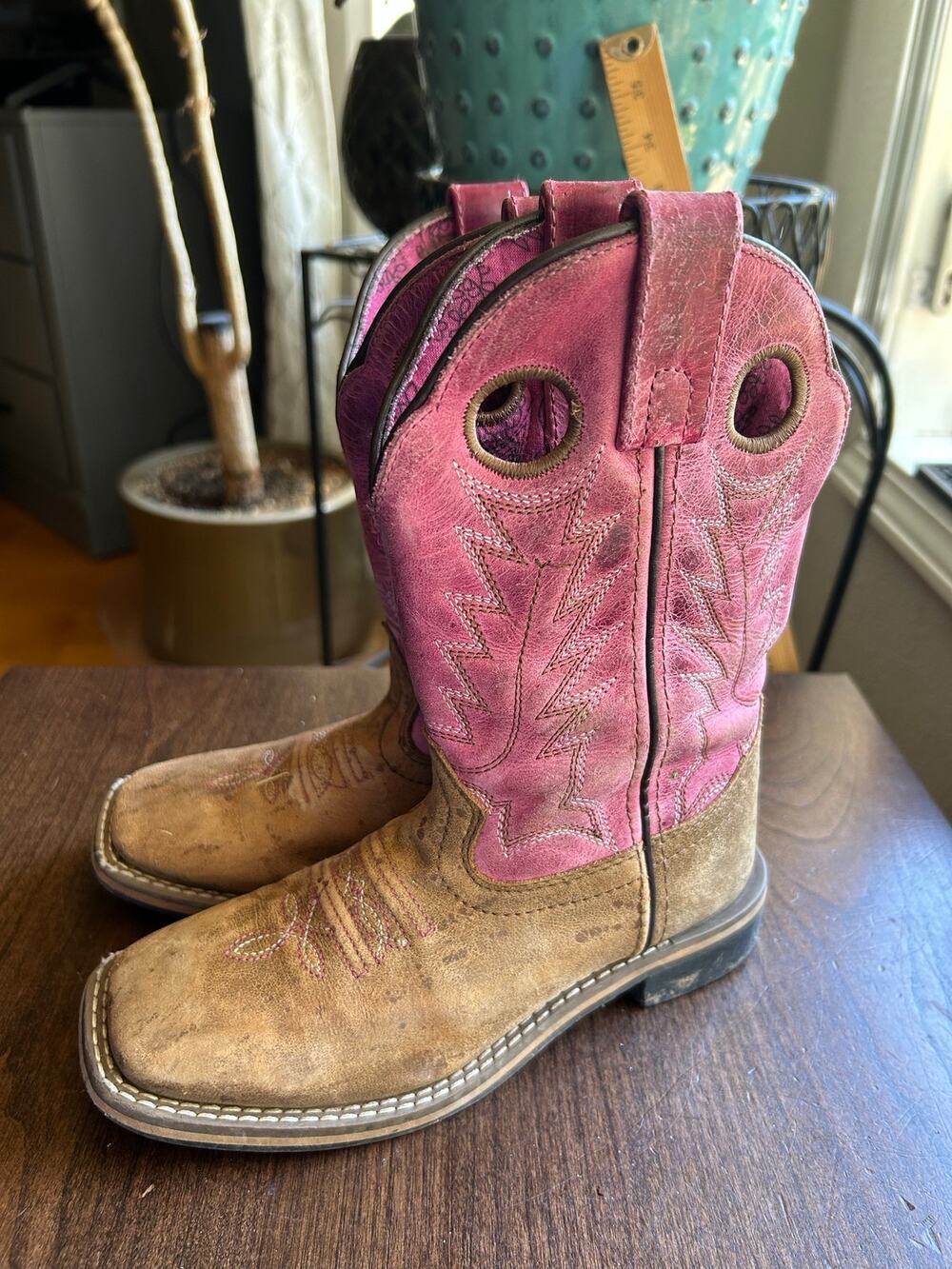 SMOKY MOUNTAIN KIDS 13 VINTAGE BROWN AND PINK SQUARE TOE COWBOY BOOTS